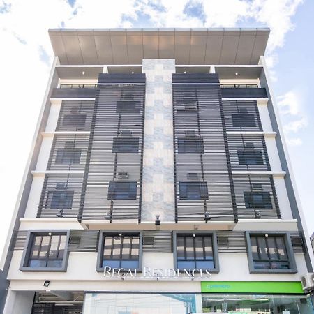 OYO 136 Regal Residences Cidade Quezon Exterior foto