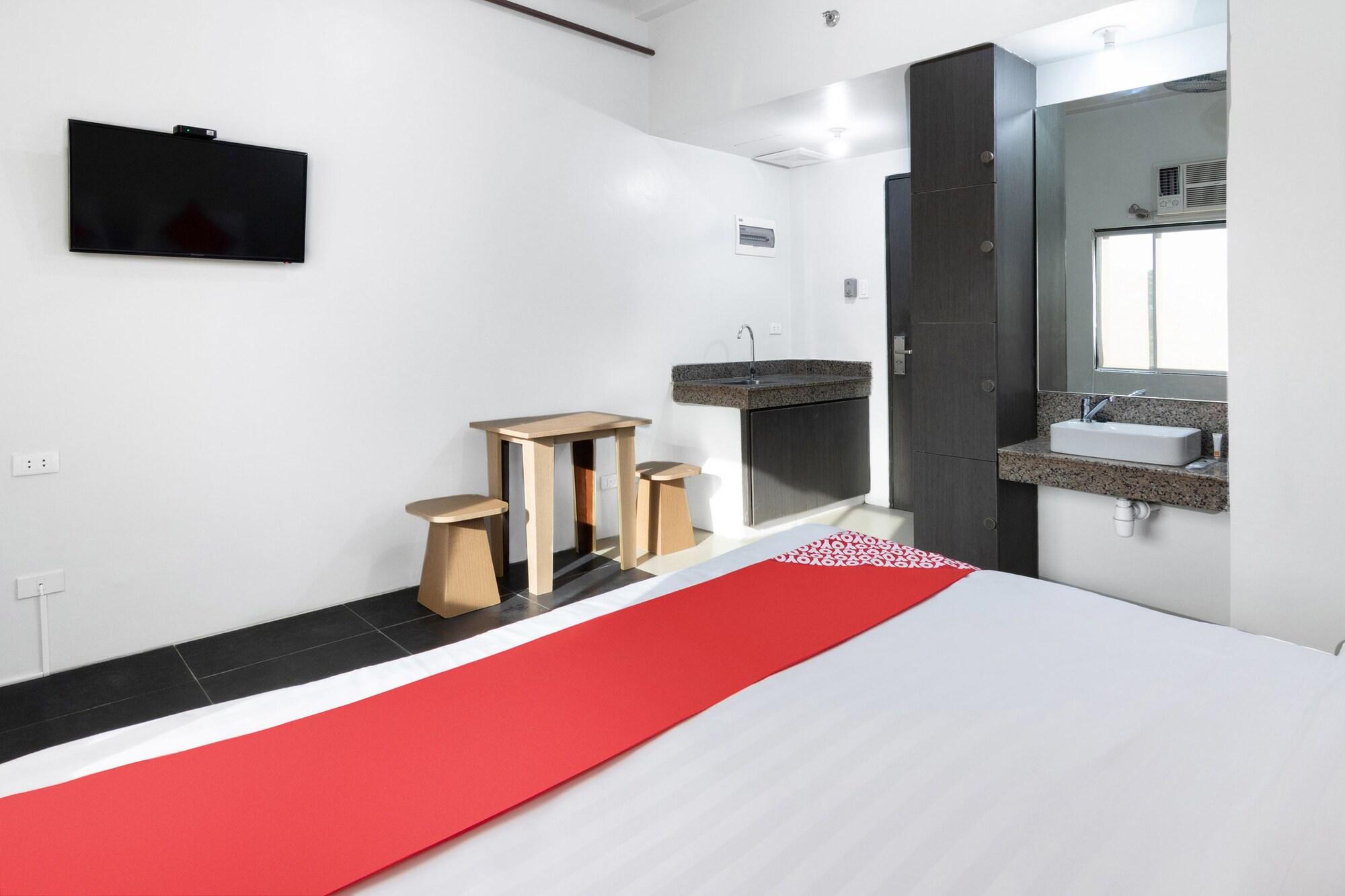 OYO 136 Regal Residences Cidade Quezon Exterior foto