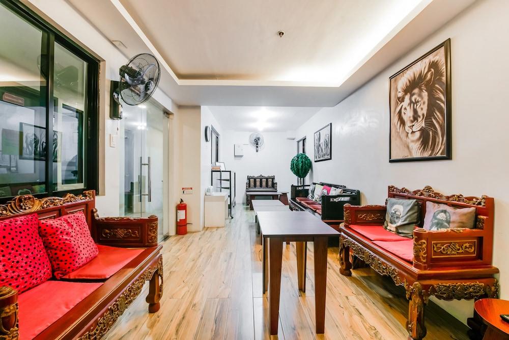 OYO 136 Regal Residences Cidade Quezon Exterior foto